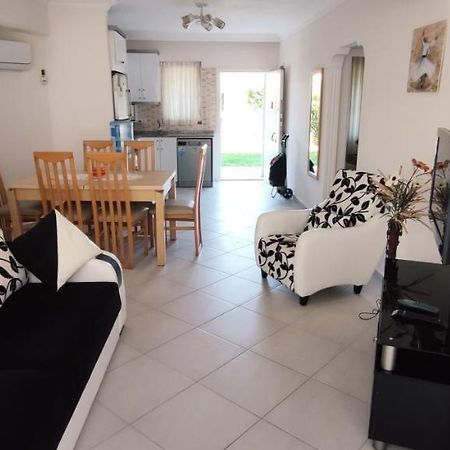 Calis Beach Apartments Fethiye Extérieur photo
