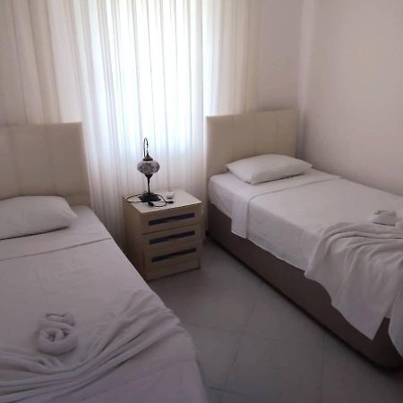 Calis Beach Apartments Fethiye Extérieur photo