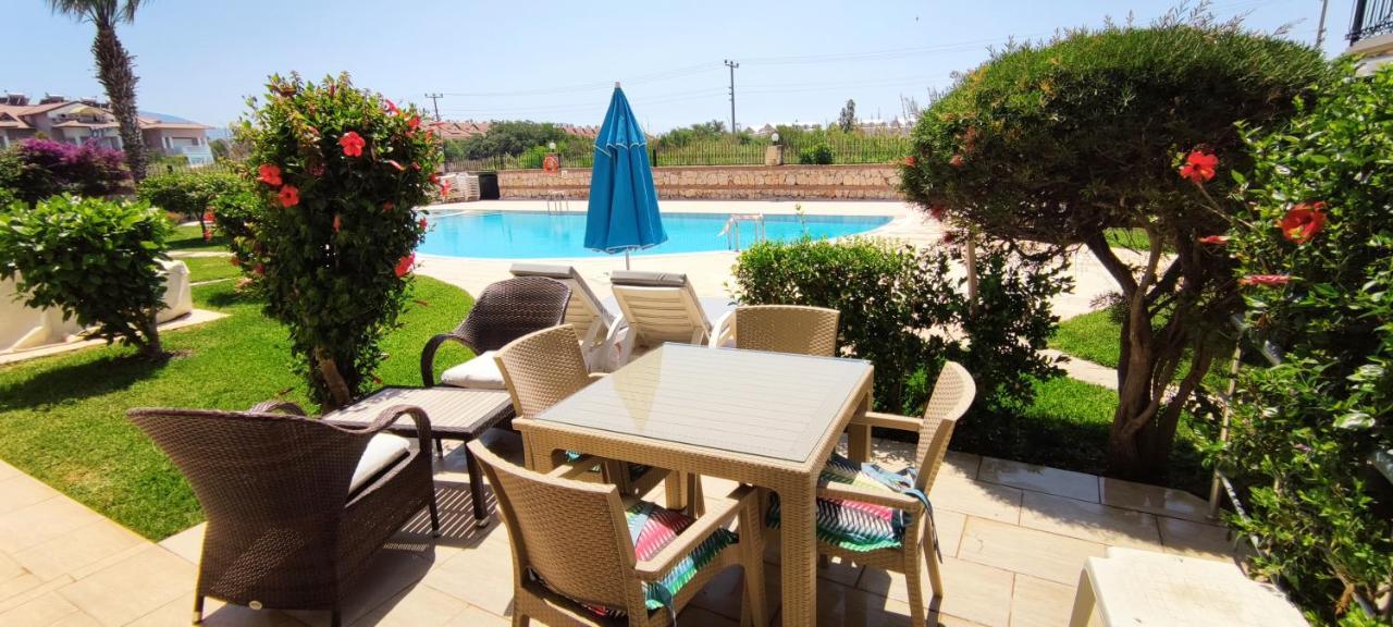 Calis Beach Apartments Fethiye Extérieur photo